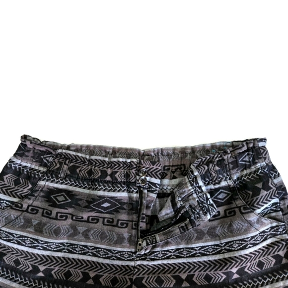 Maurices Aztec Southwestern Boho Artsy Dressy Shorts - Picture 4 of 9